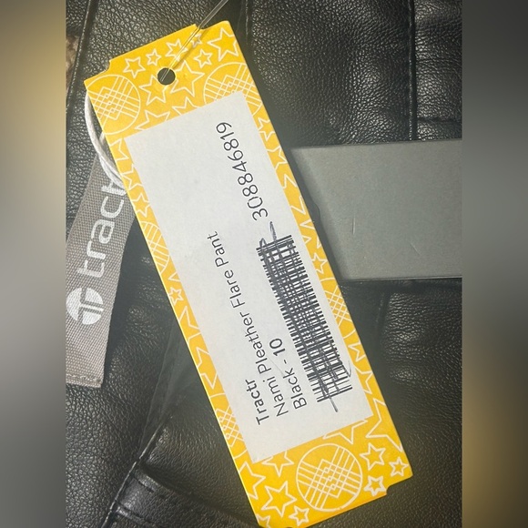 NWT Tractr Nami Pleather Flare Pants Size 10 - Picture 5 of 8